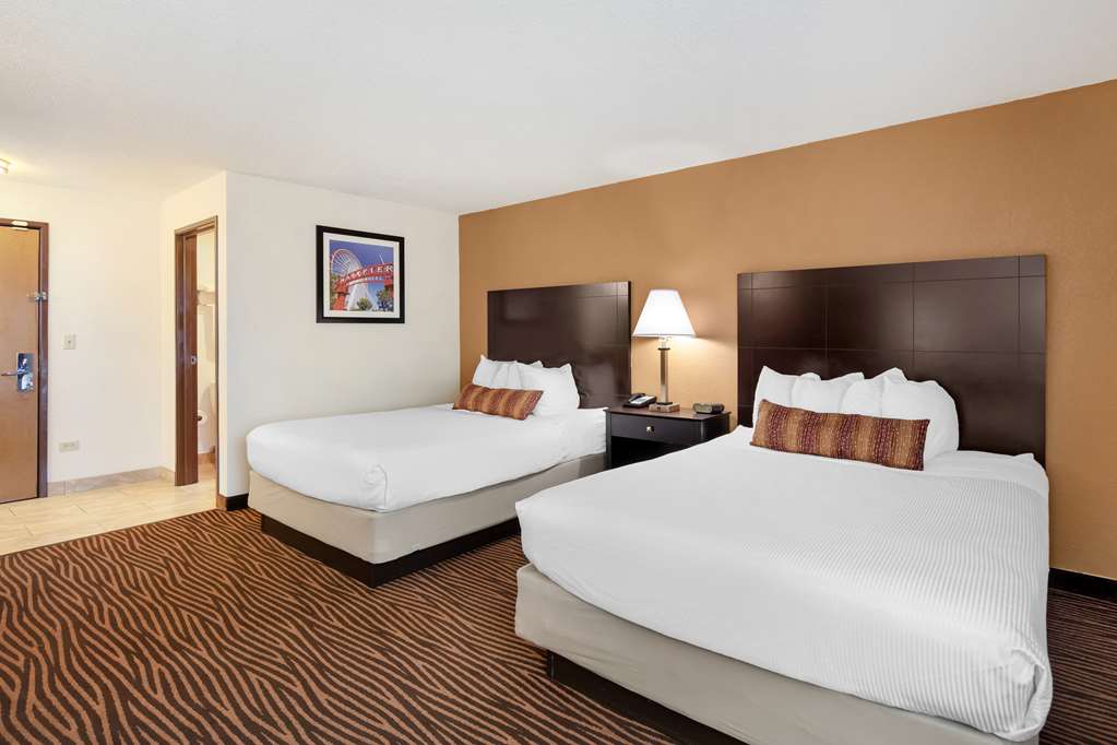 Фото Best Western Des Plaines Inn