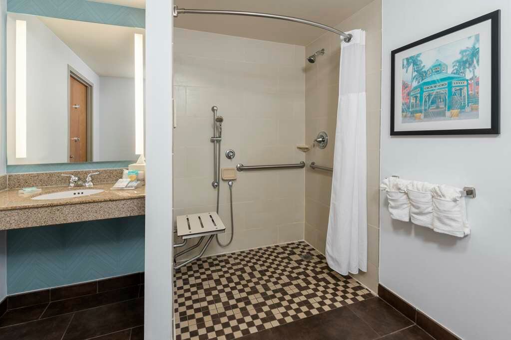 Фото Hilton Garden Inn Boca Raton