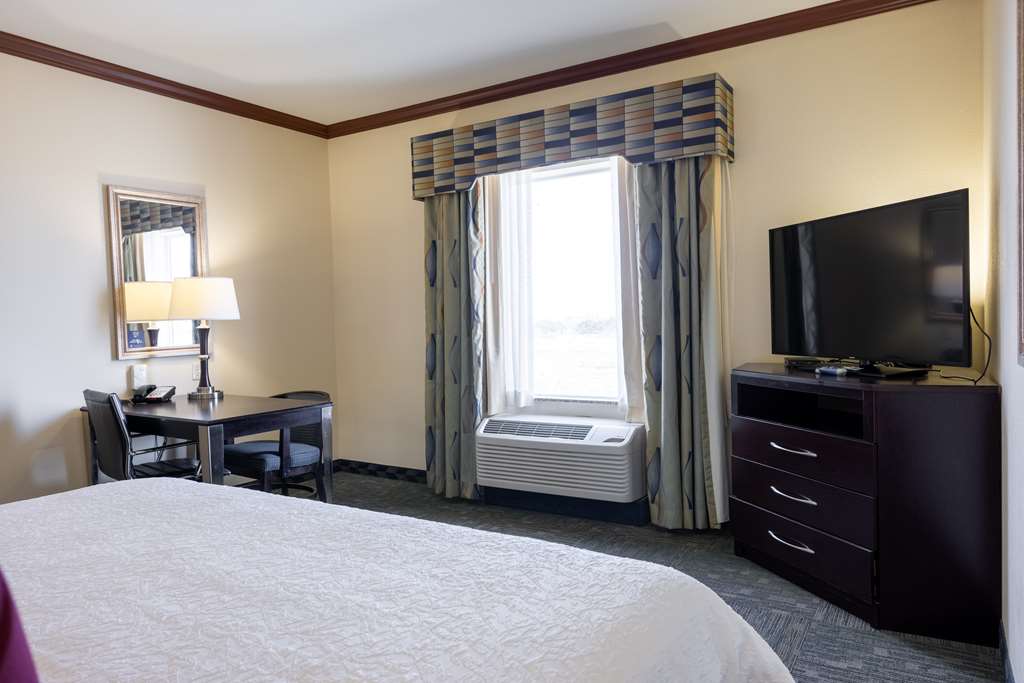 Фото Hampton Inn Alice
