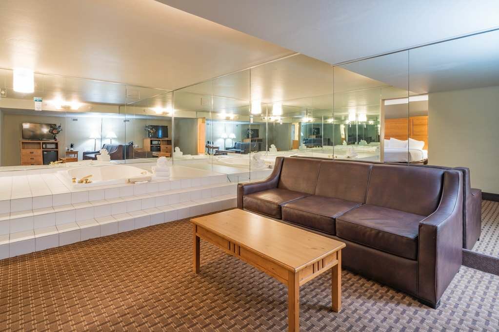 Фото Best Western Plus GranTree Inn