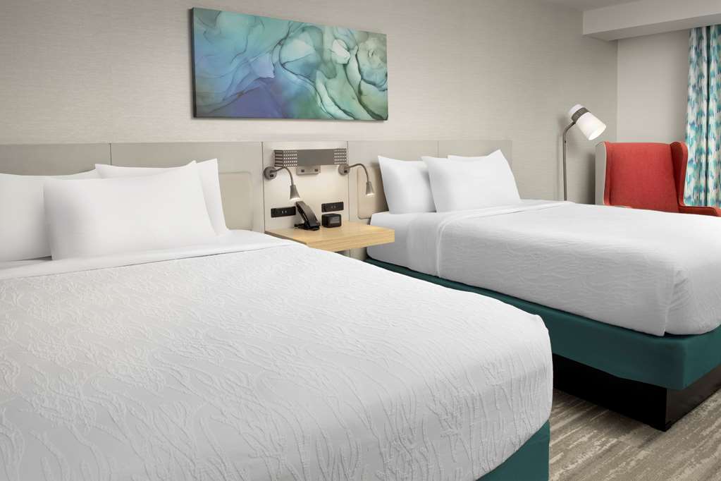 Фото Hilton Garden Inn Orlando Downtown
