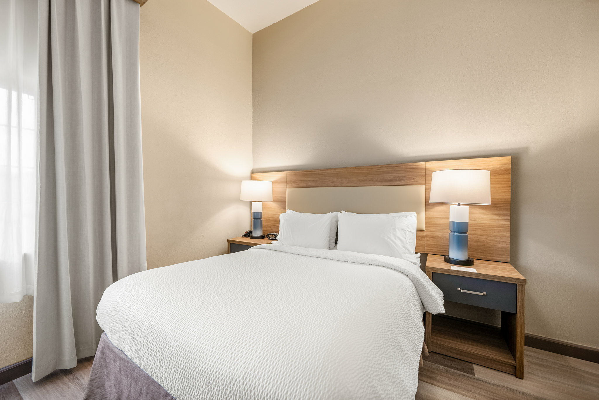 Фото Candlewood Suites Bordentown-Trenton by Ihg