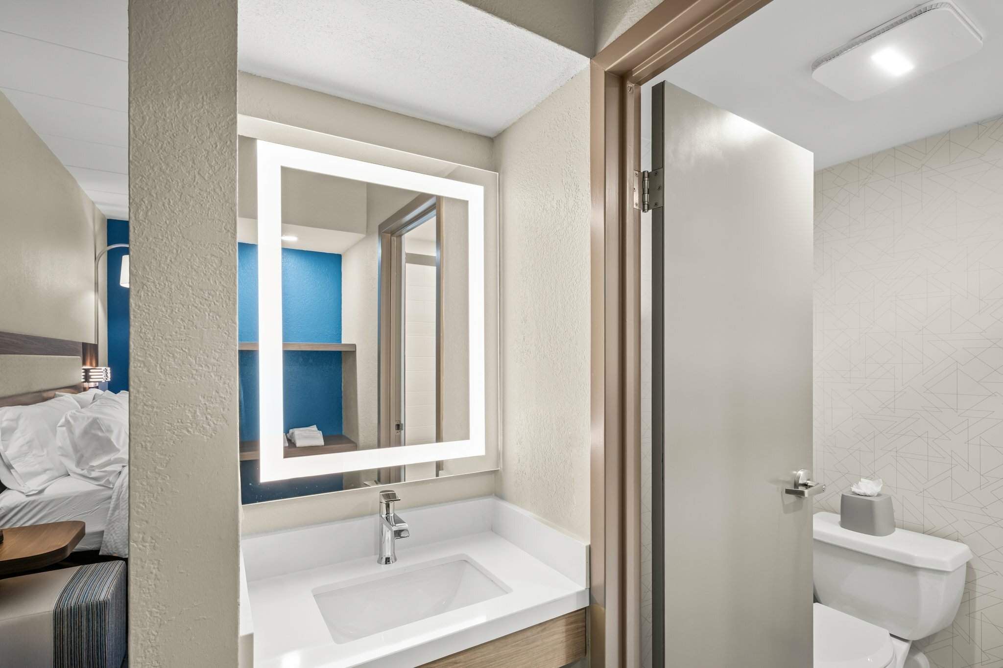 Фото Holiday Inn Express Boston North Woburn by Ihg