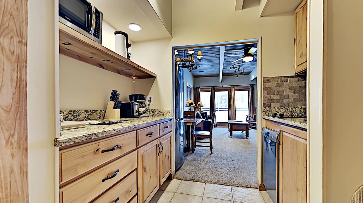 Фото The Timberline Condominiums