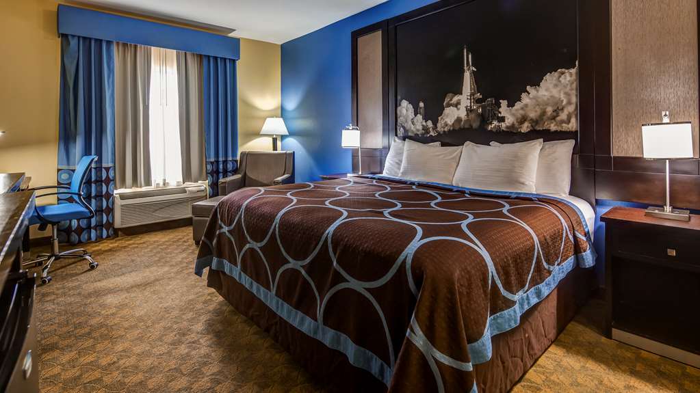 Фото SureStay Plus Hotel by Best Western Alvin