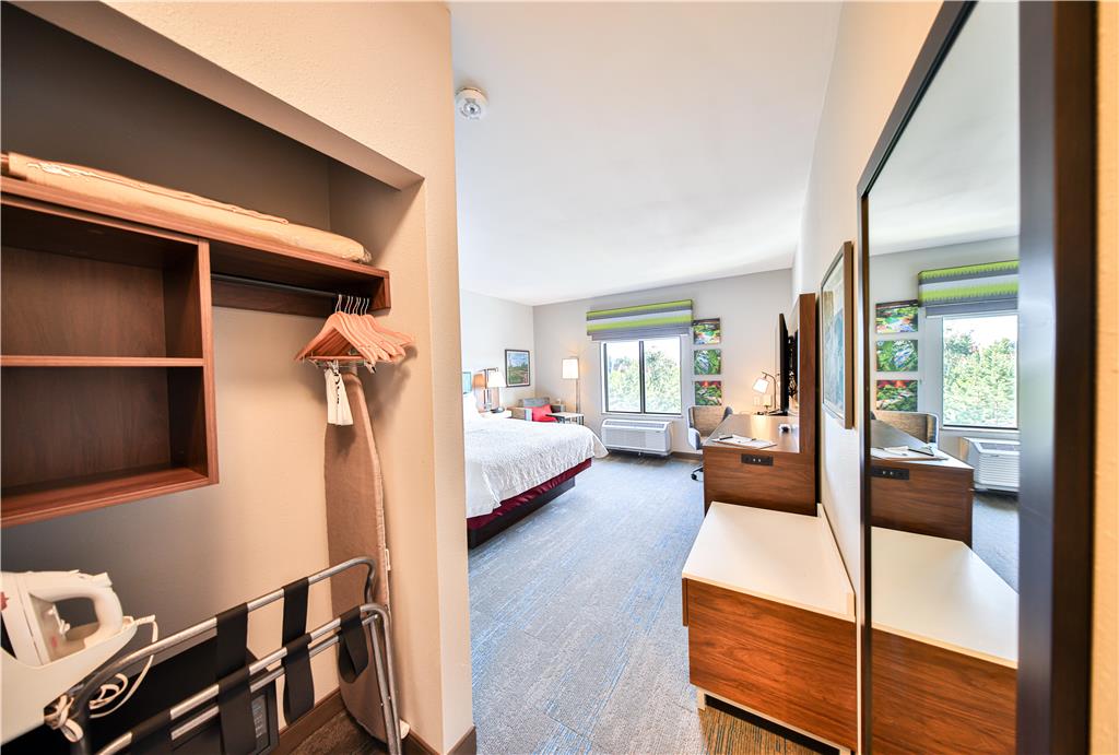 Фото Hampton Inn & Suites Seattle/Kent, Wa