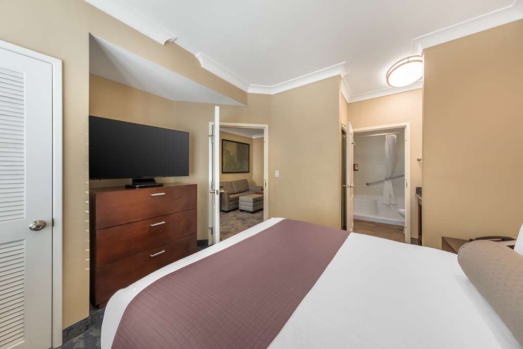 Фото Best Western Plus Avita Suites