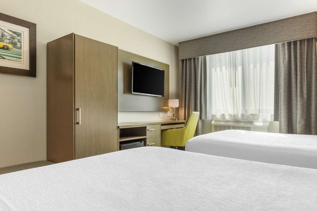 Фото Best Western Brooklyn-Coney Island Inn