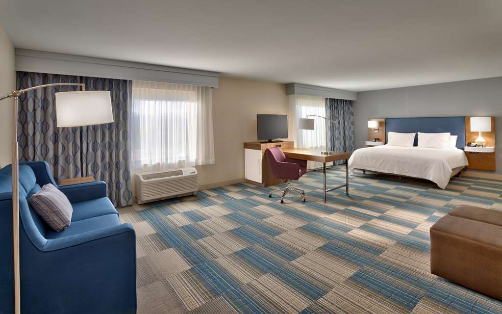 Фото Hampton Inn & Suites Pocatello