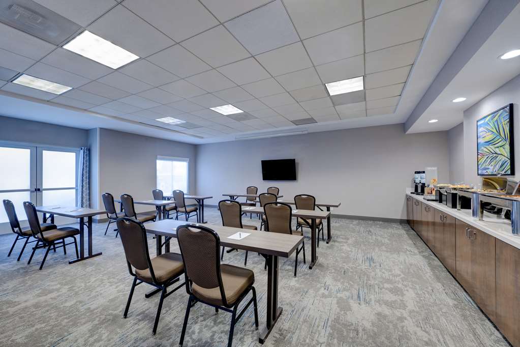 Фото Hilton Garden Inn Anaheim/Garden Grove