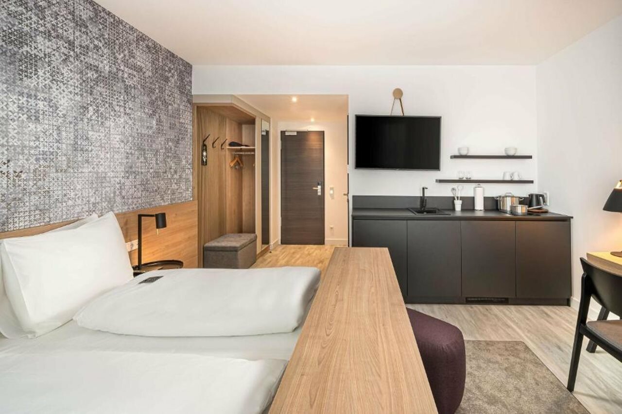 Фото Elaya Hotel Augsburg