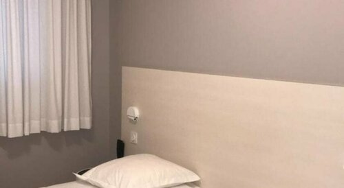 Гостиница Contact Hôtel Le Vulcain в Сен-Шамоне