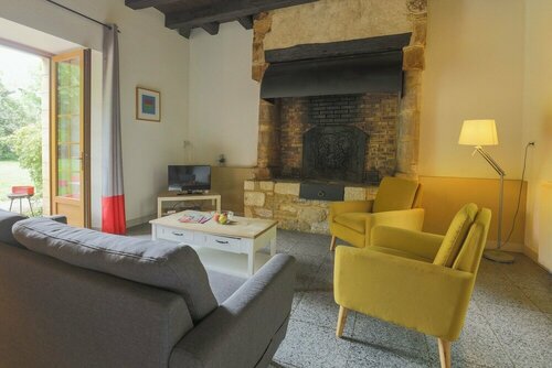 Гостиница Rcn Camping Le Moulin De La Pique в Сарле-ла-Канеде