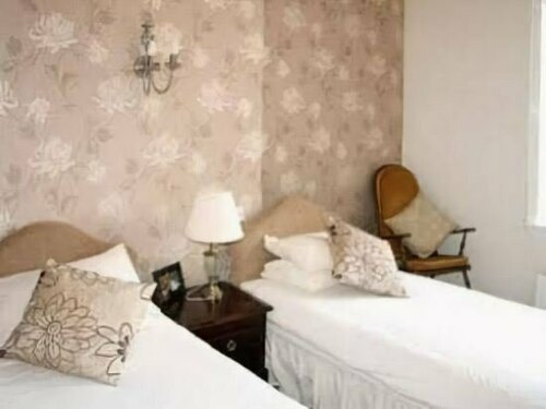 Гостиница Leaded Light - Guest House в Солихалле