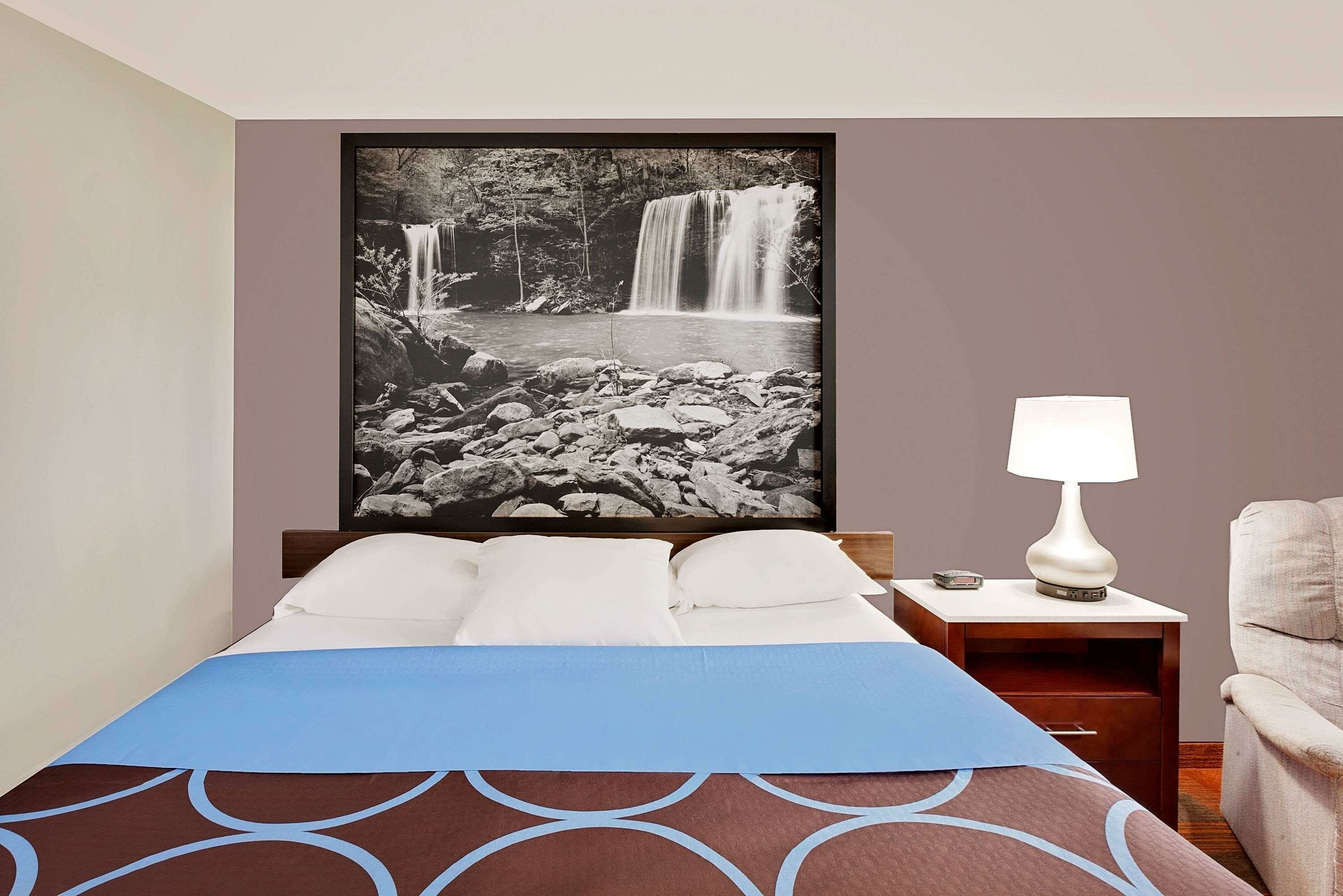 Фото Super 8 by Wyndham Fayetteville