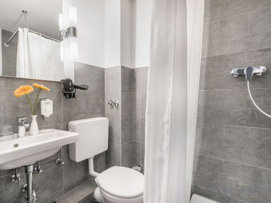 Фото Signature Hotel Astoria Hamburg