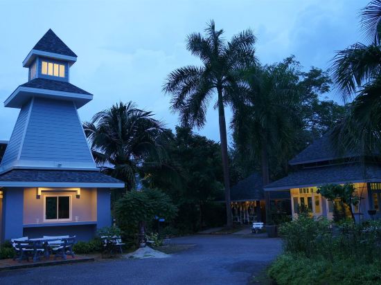 Фото A Little Villa