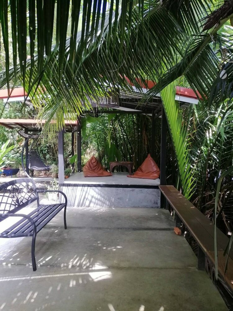 Фото Rim Nam Lomyen Resort