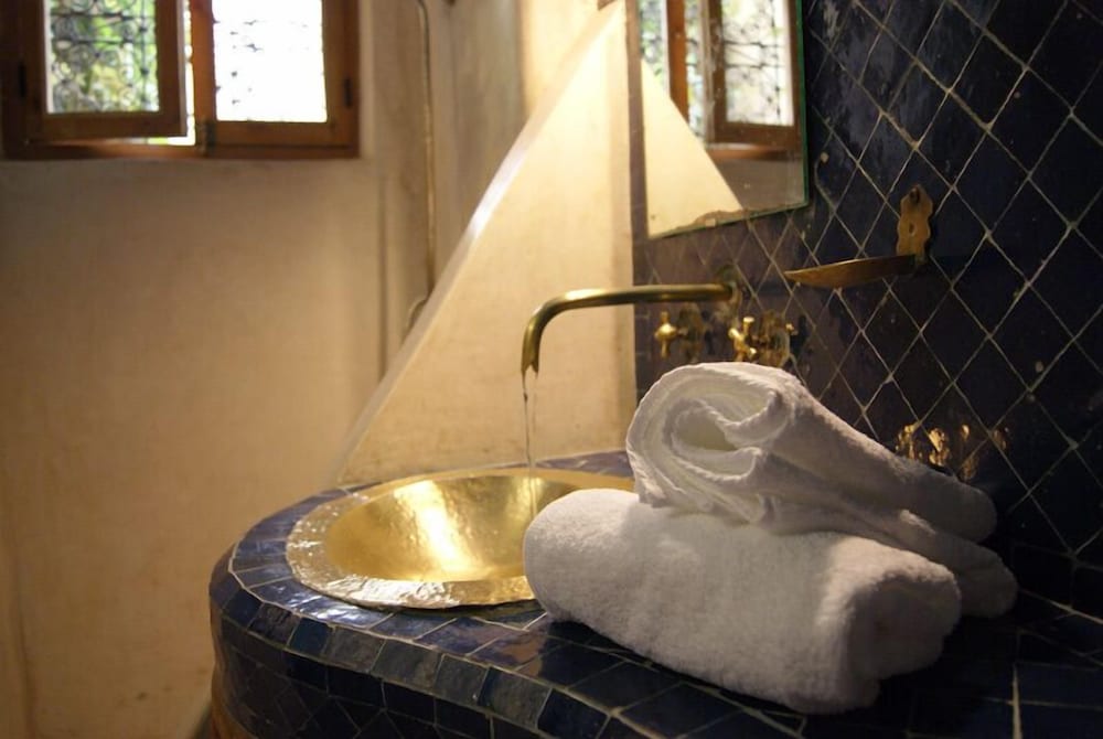 Фото Riad Amra