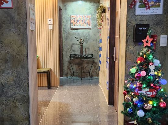 Фото Red Guest House