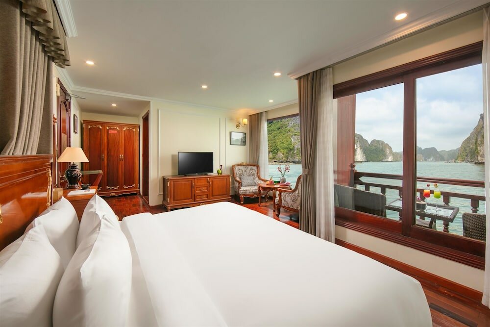 Фото Emperor Cruise Ha Long