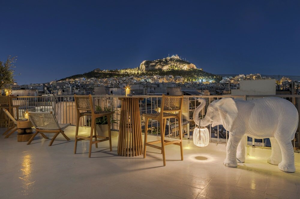 Фото отеля 2