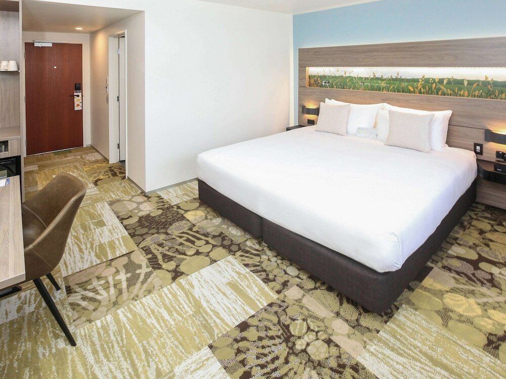 Фото Novotel New Plymouth Taranaki