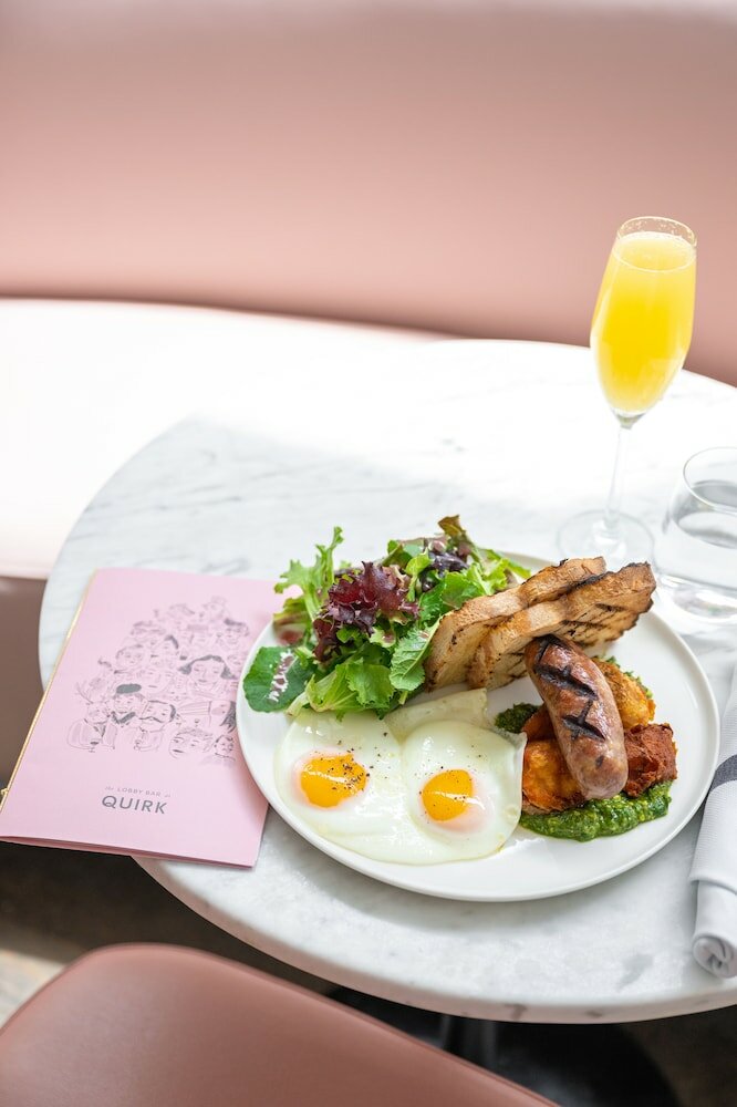 Фото Quirk Hotel Richmond, a Destination by Hyatt Hotel