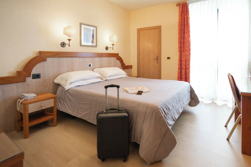 Фото Hotel Promenade