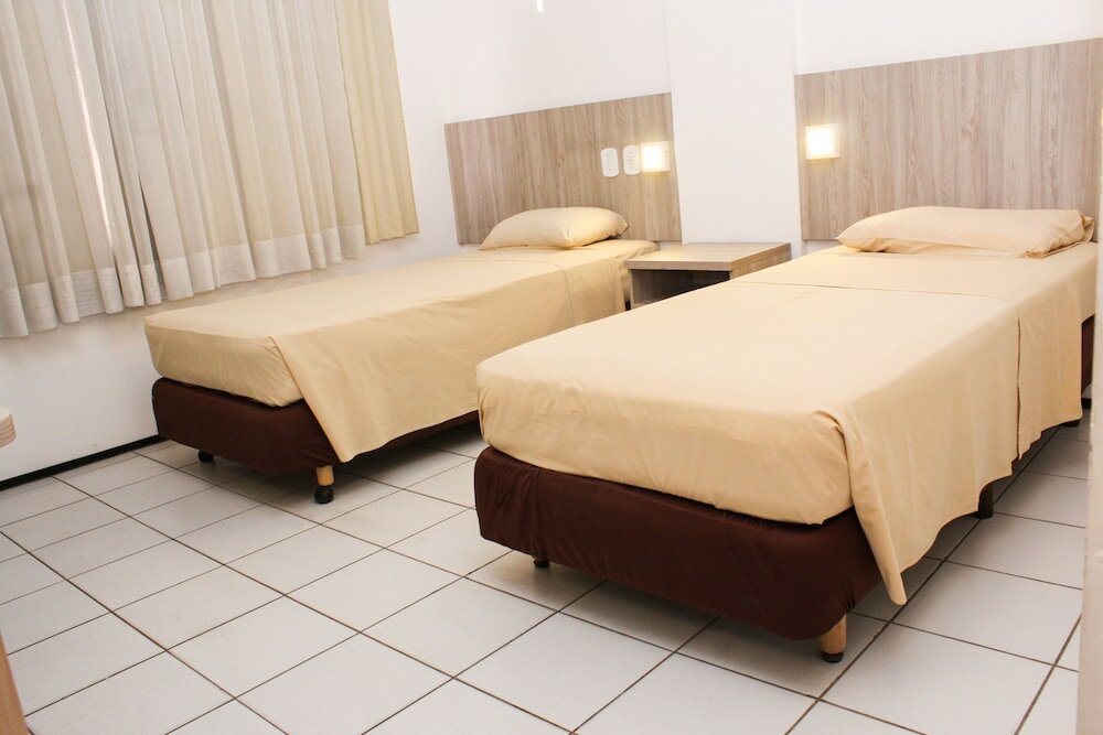 Фото Abbeville Hotel