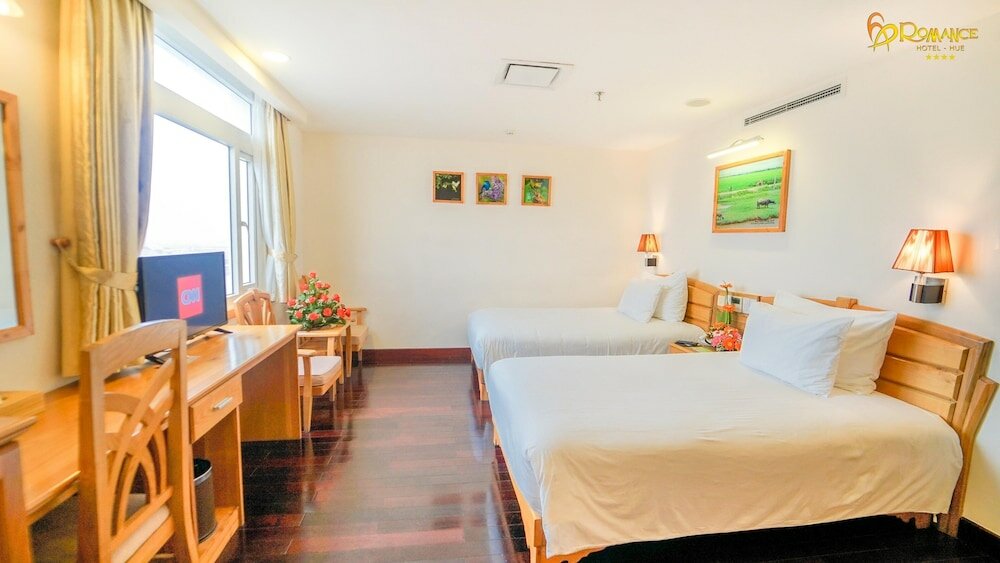Фото Romance Hotel