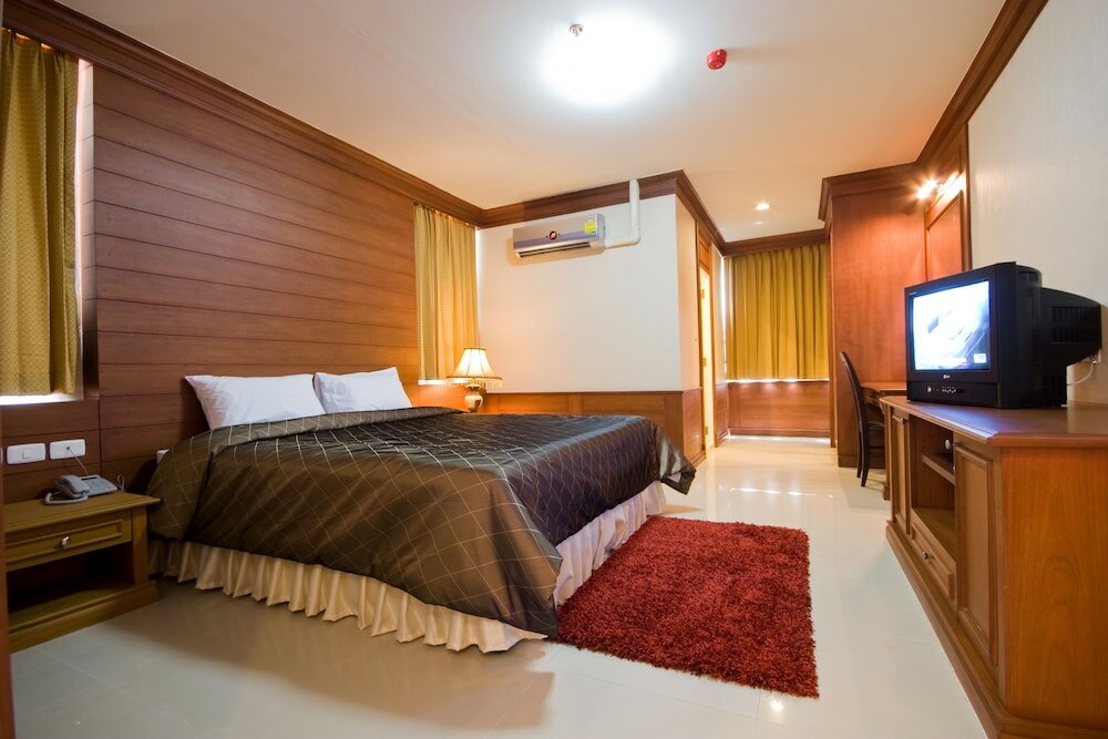 Фото Convenient Park Bangkok