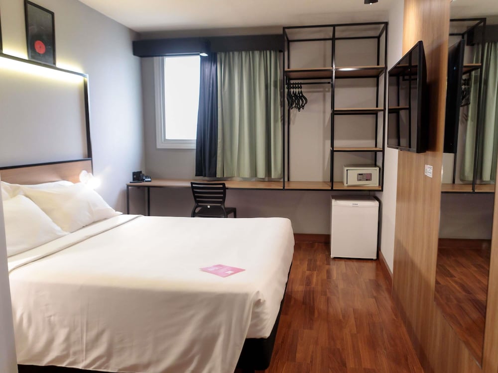 Фото Ibis Belo Horizonte Savassi