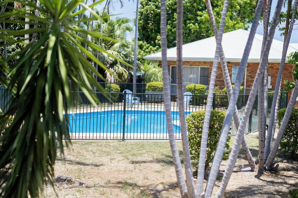 Фото Emerald Maraboon Motor Inn