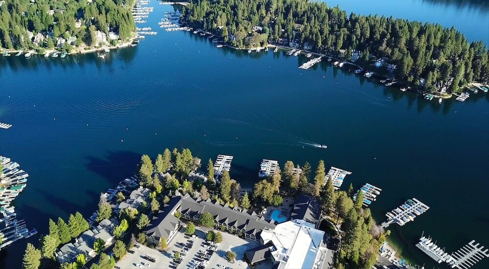 Фото Lake Arrowhead Resort and SPA