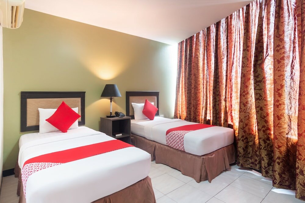 Фото Oyo 187 The Maxwell Hotel