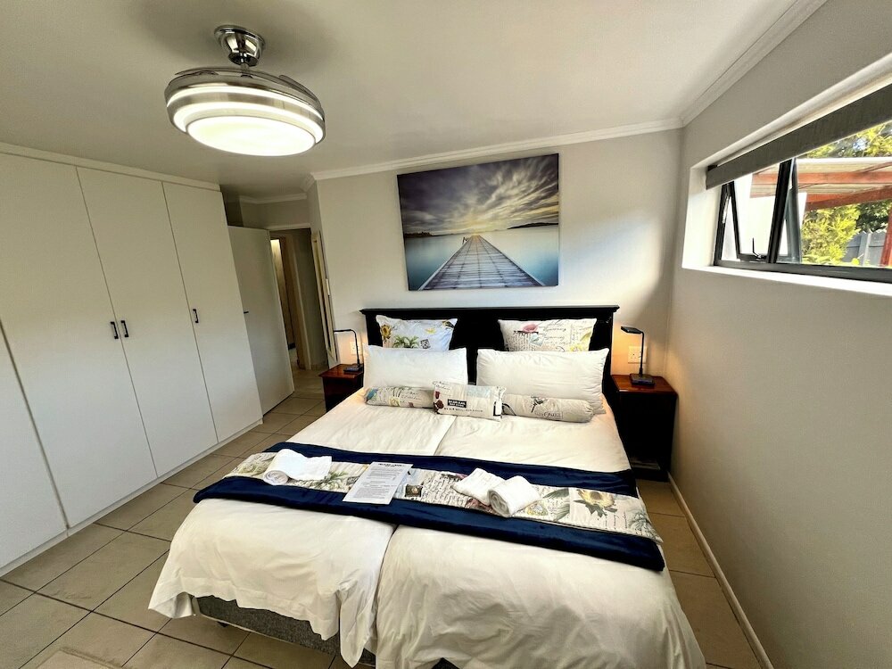 Фото Pelican Lodge