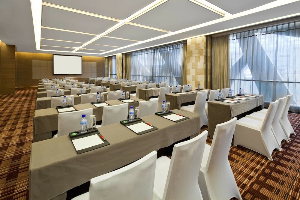 Фото Four Points by Sheraton Qingdao Chengyang