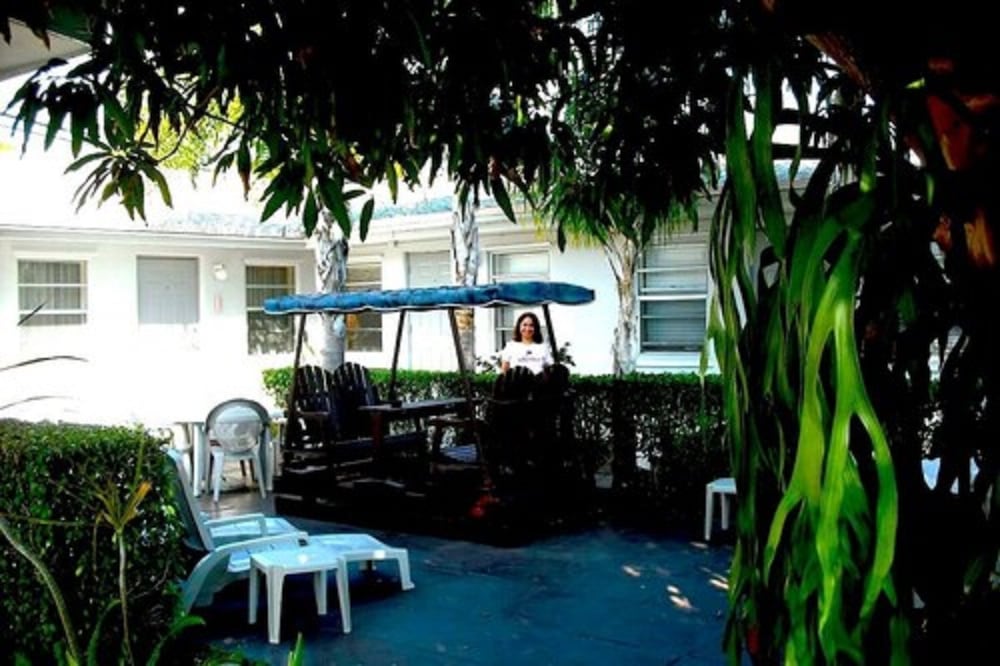 Фото Richard's Motel Extended Stay