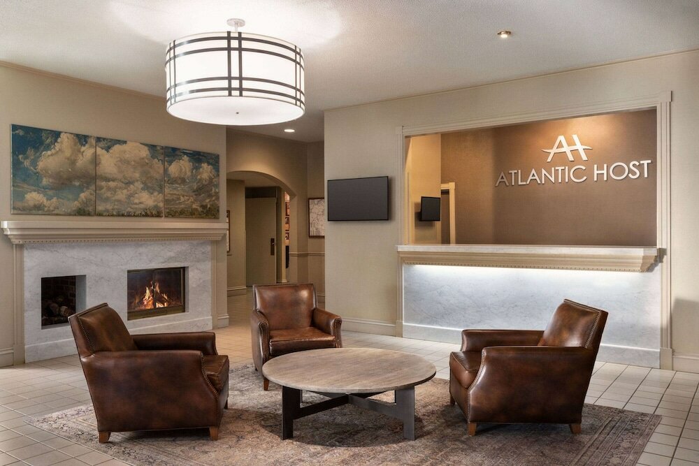 Фото Atlantic Host Hotel