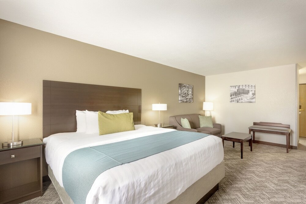 Фото Comfort Inn & Suites Tualatin - Lake Oswego South