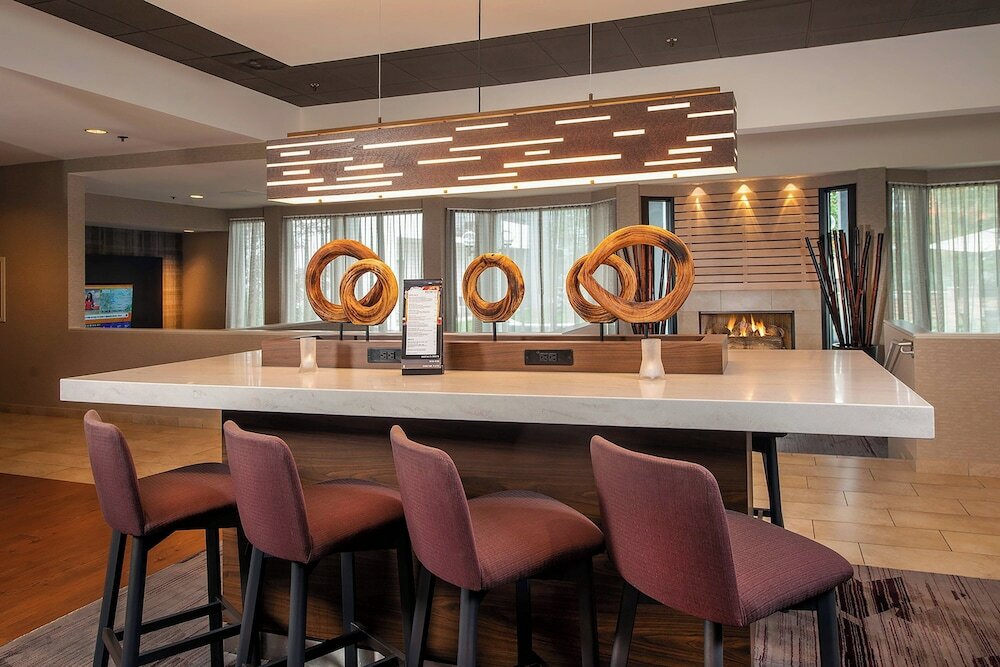 Фото Courtyard by Marriott Dulles Airport Herndon/Reston