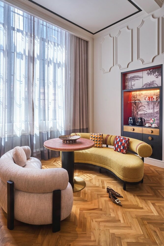 Фото QT Singapore