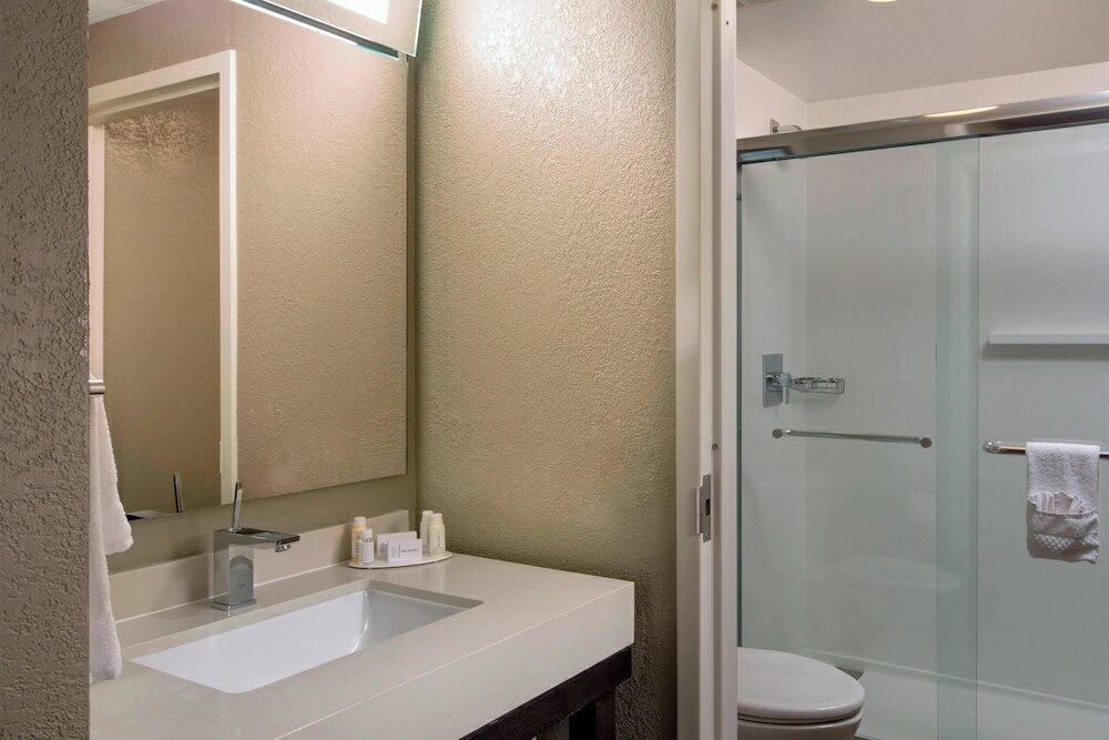 Фото Courtyard by Marriott Miami Beach South Beach