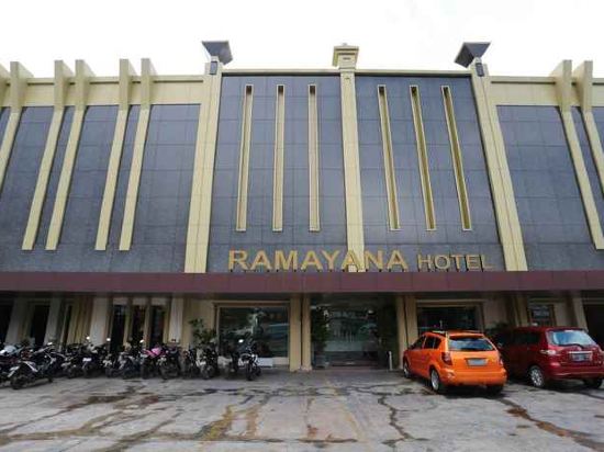 Фото Ramayana Hotel