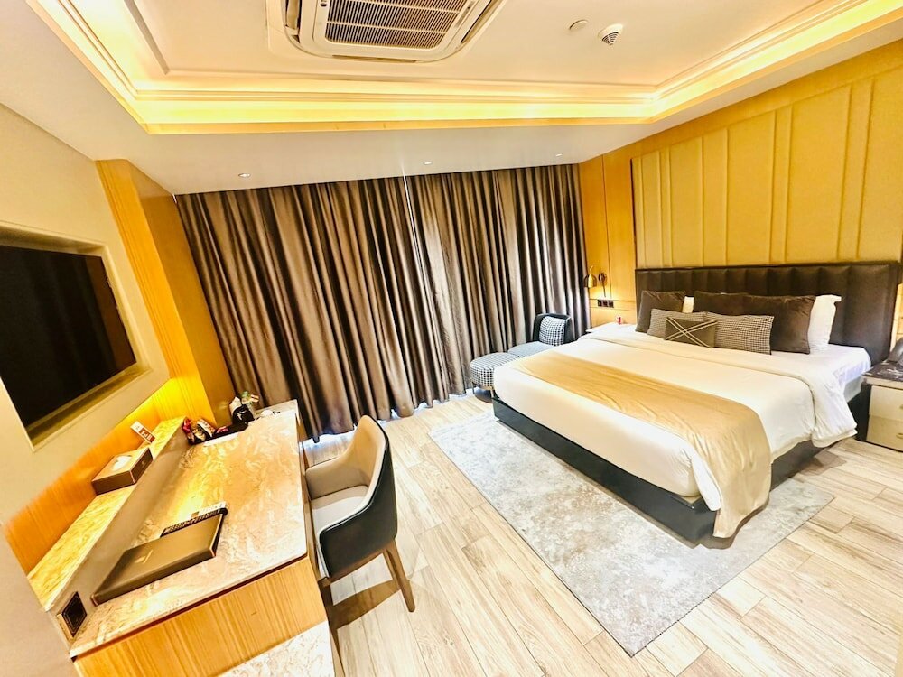 Фото The Zabeer Dhaka