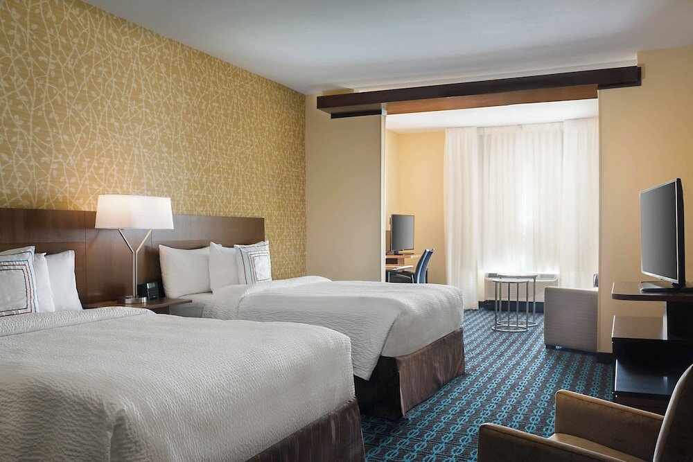 Фото Fairfield Inn & Suites Dallas West/i-30