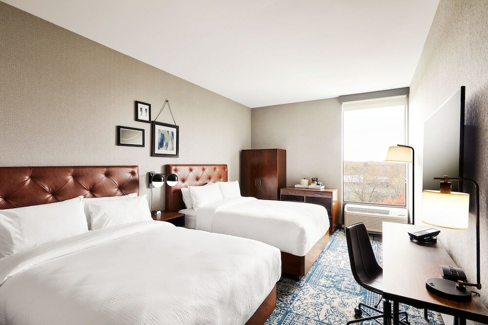 Фото Four Points by Sheraton Chicago Westchester/Oak Brook