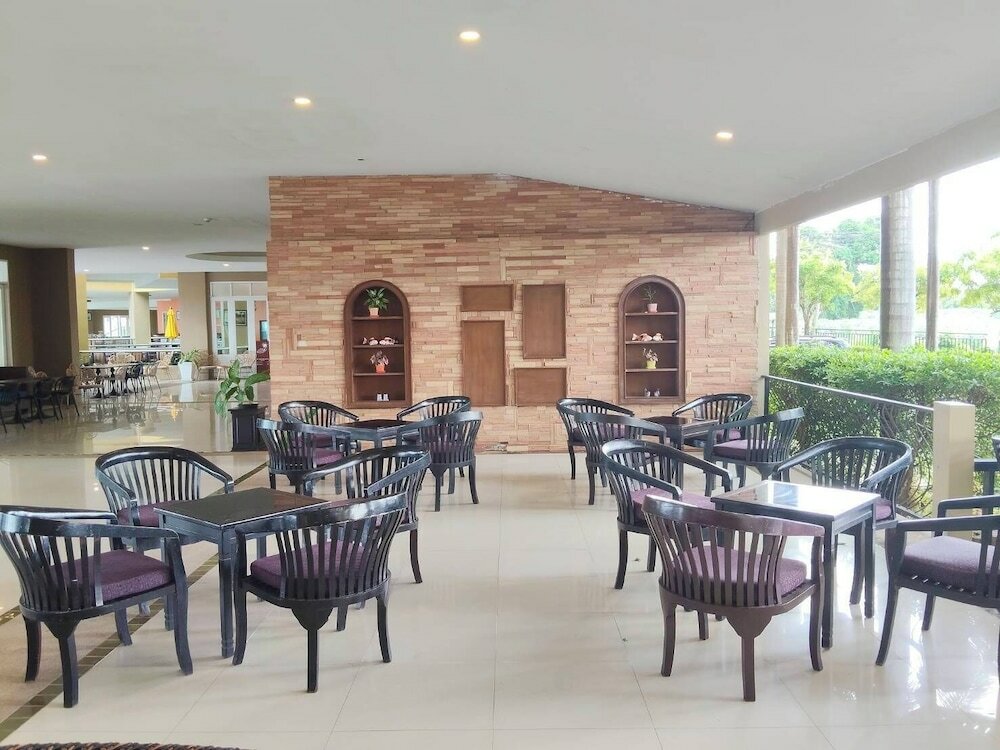 Фото Royal Phala Cliff Beach Resort and SPA