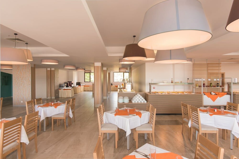 Фото Hotel Pomorie Sun